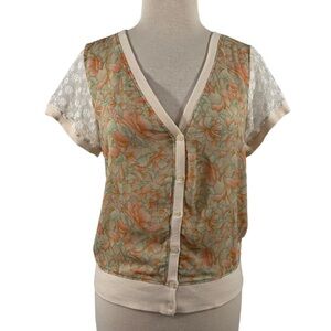 Free People Top Floral and Lace V-Neck Vintage Size M EUC Buttons